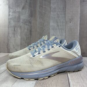 Brooks Adrenaline GTS 22 Women's Size 7.5 Running Shoes Sneakers Beige Blue